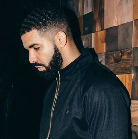 HipHopAllDay's tweet photo. Drake's 'Scorpion' has now surpassed 10 BILLION streams on Spotify 🔥🦂

It becomes only the 2nd hip hop album EVER to achieve this milestone, and it still holds the record for biggest streaming week of all time in the US. https://t.co/eS1mBf91E4