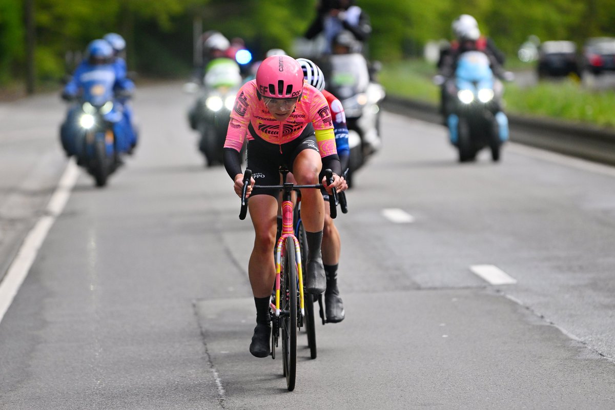 Kim Cadzow? More like Kim CadWOW 🤯🔥

A truly incredible performance by our Kiwi at Lèige-Bastogne-Lèige, finishing in 6th place after attacking with 98k to go!