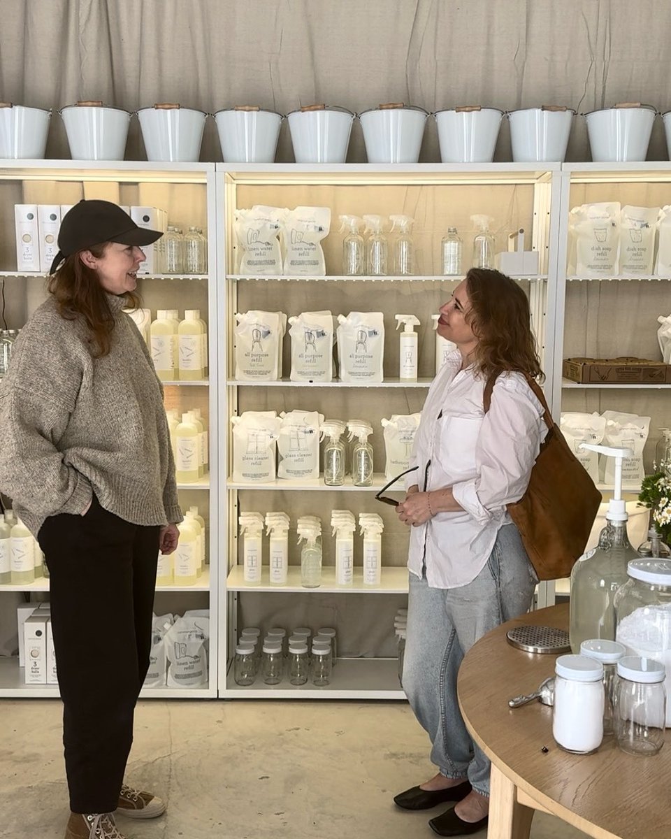 Stopped by @commongoodandco yesterday and had a lovely chat with owner Sacha Dunn. Love their plant-based products that smell delicious and don't contain toxic chemicals that harm the environment!

#SupportLocalBusinesses #ShopLocal #SmallBusiness #Greenpoint #Williamsburg