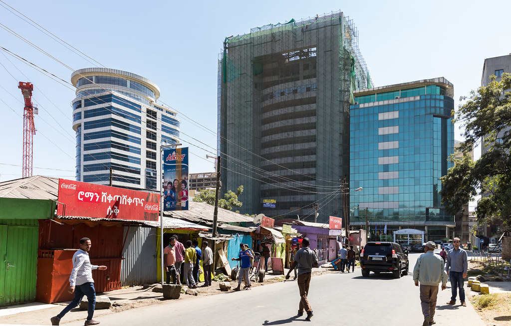 💧⚡️#Ethiopie : Grâce à un prêt de 1,72 milliard de dollars, les projets d'amélioration de l'approvisionnement en #eau et en #électricité ainsi que les routes vers les marchés alimentaires seront prioritaires bit.ly/3U8qh1i @Banquemondiale