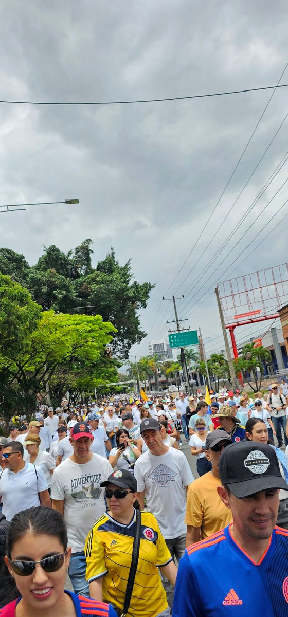 juanam's tweet photo. @VickyDavilaH Fuera Petro https://t.co/FBoQW6vIV9