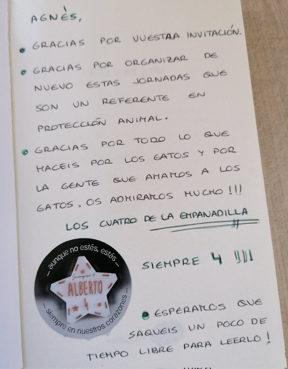 Cuando además de participar a las #jfa2024 de forma totalmente altruista  realizar un taller impresionante ayer, los compañeros @LEmpanadilla te hacen un regalo...Sois lo más! 😻
¡Gracias! 😽😽