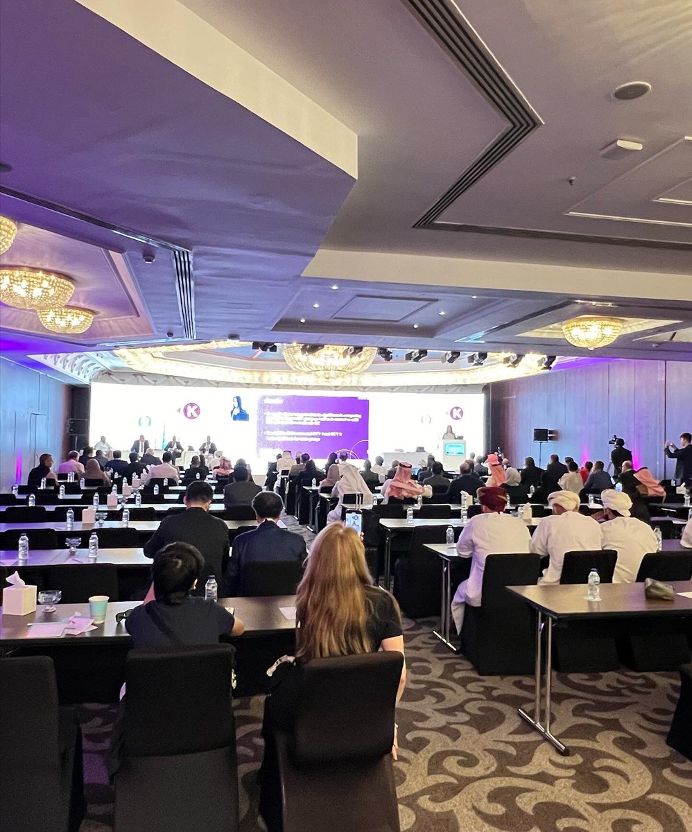A very successful highly attended IKS’ World Keratoconus Congress (WKC) meeting in Dubai , despite the flood, the airport shut down, and the numerous cancelled and rerouted flights.