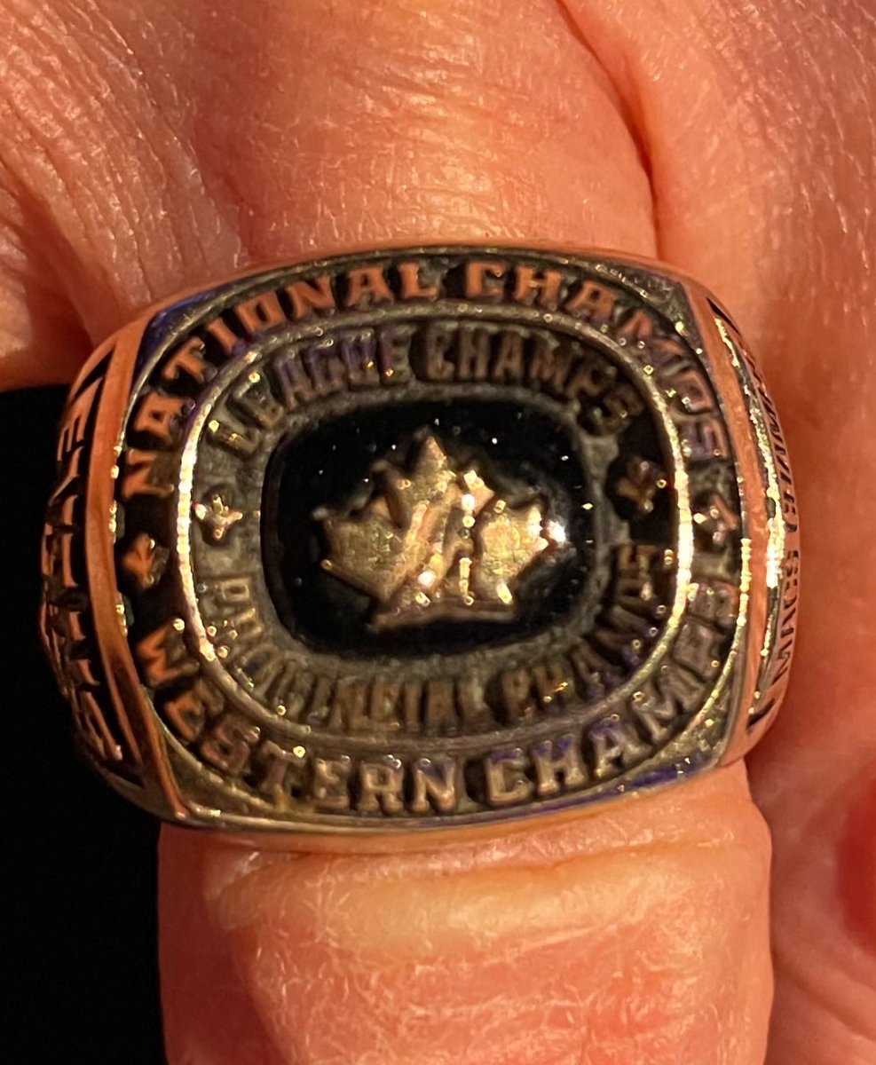 Now that’s a thing of beauty!! Team ring from the 2004-05 Contacts highlighting their Championship Season. League-Provincial-Western and National Champs. Ring proudly worn by Les Evans who was part of the Team Staff.