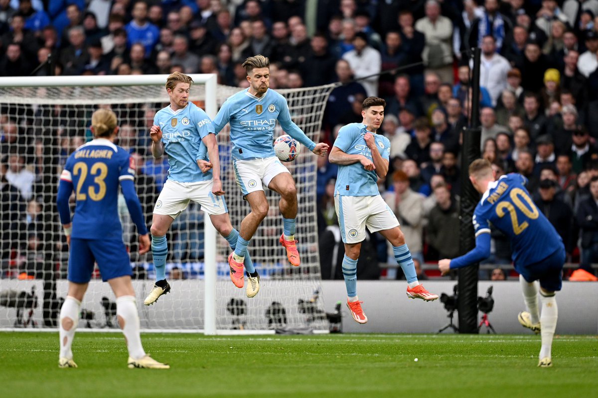CFCBlues_com's tweet photo. One is a handball and one isn’t. What a joke. https://t.co/Lu5Pnp9kcN