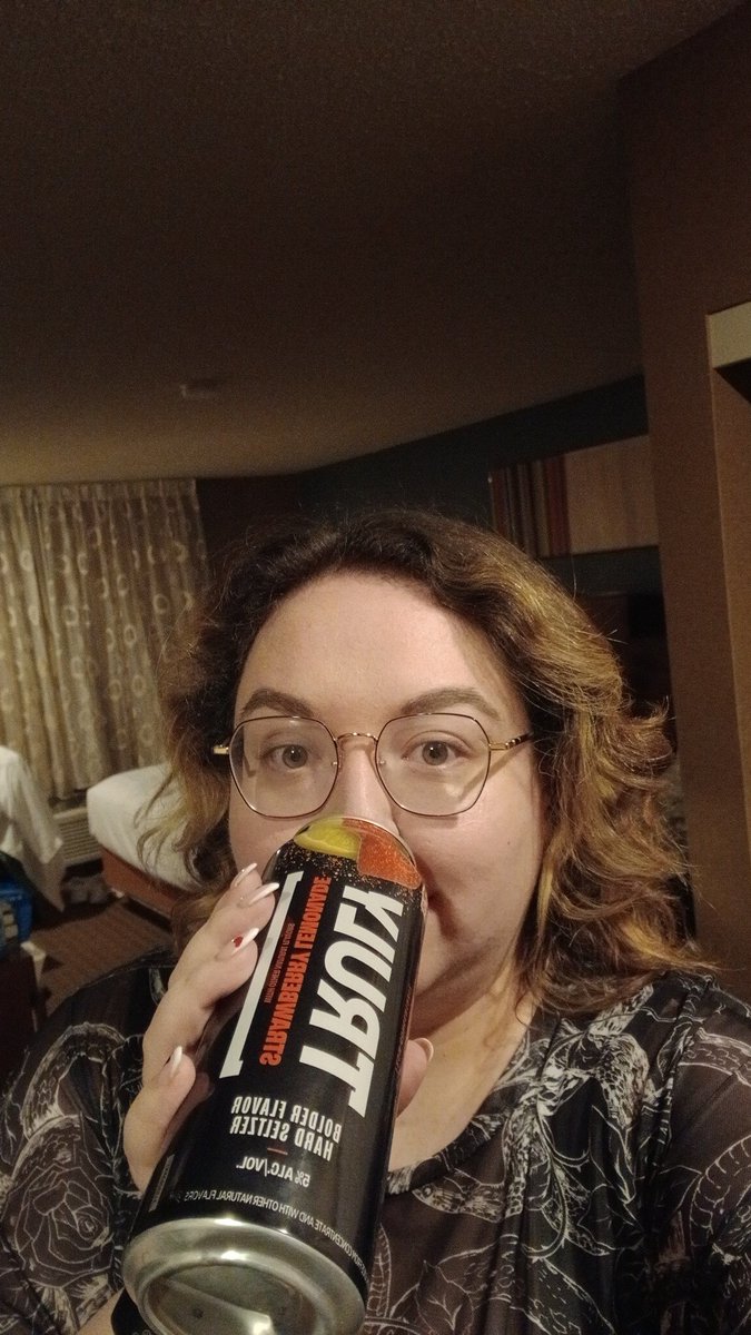 DitzyWitzy's tweet photo. Dear @trulyseltzer I think its time for you to sponsor @lily_marston as she is responsible for this purchase of a Truly from an Irish girly who could finally drink this after watching Lily enjoy it on the @doweknowthem podcast for YEARS. Kind regards #sponsorlily xo https://t.co/ukEzqbUQWV