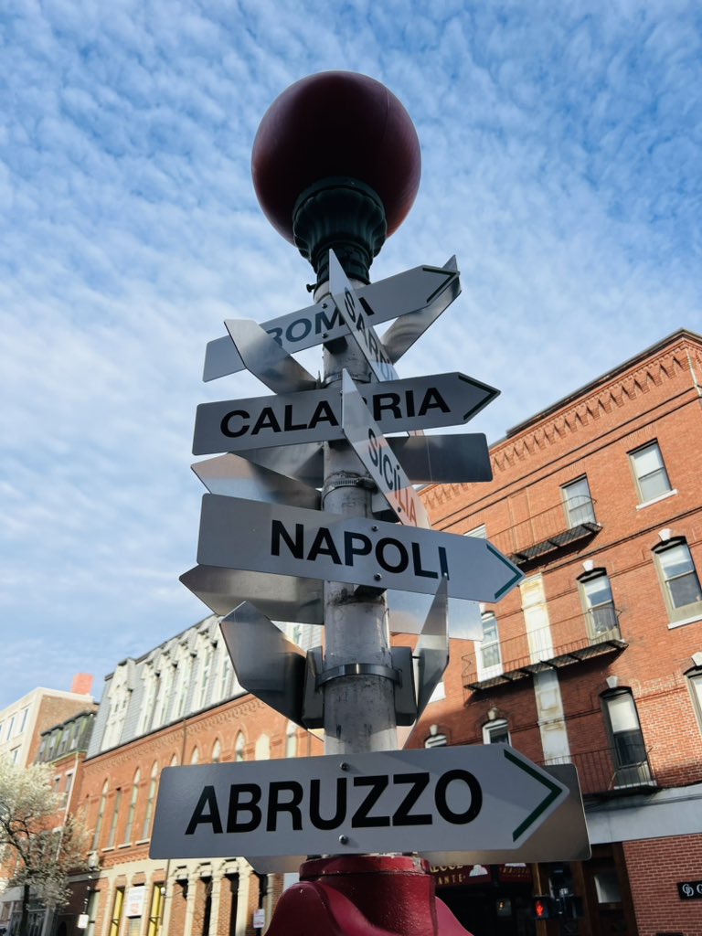 Can’t go to #Boston without spending time in the #Northend. Arguably the best #LittleItaly in America. 🇮🇹 🇺🇸