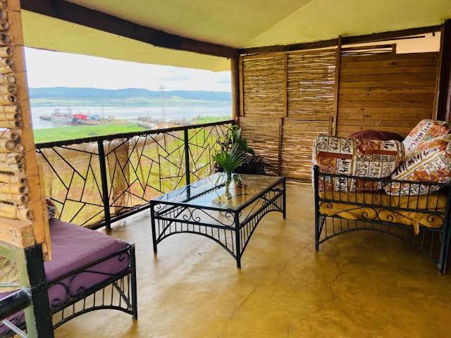 Jinja is a Beautiful Location to spend the weekend. 
For Bookings: +256742221618

#uganda #travel #explore #sentastours #africasafari #ugandasafari #kampala #entebbe #ugandatours #Uganda #VisitUganda #PearlOfAfrica #UgandaTourism #ugandatravel #grouptours #travel