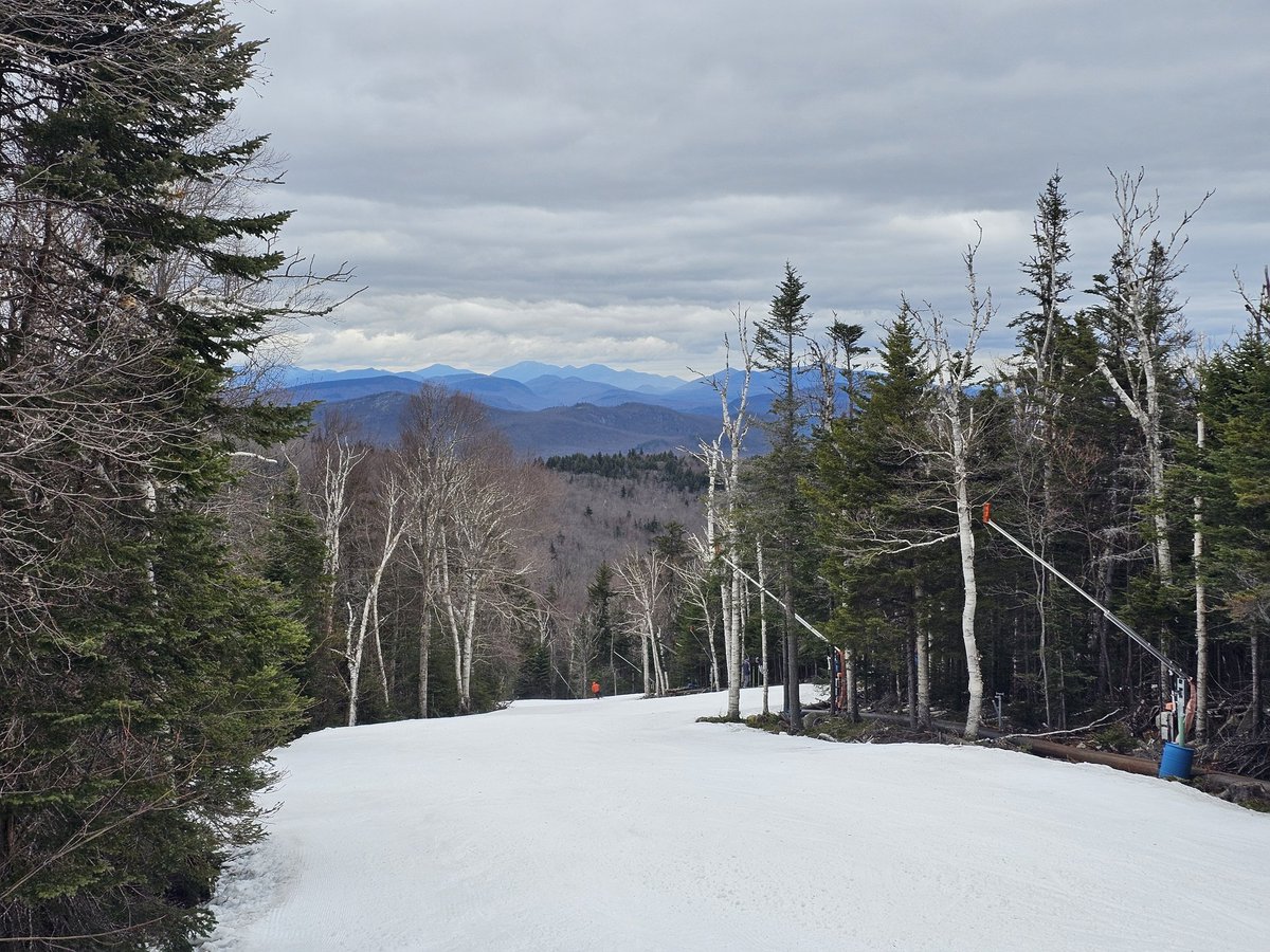 Shout OUT to @GoreMountain Passholders appreciate the closing day love. #iskiny