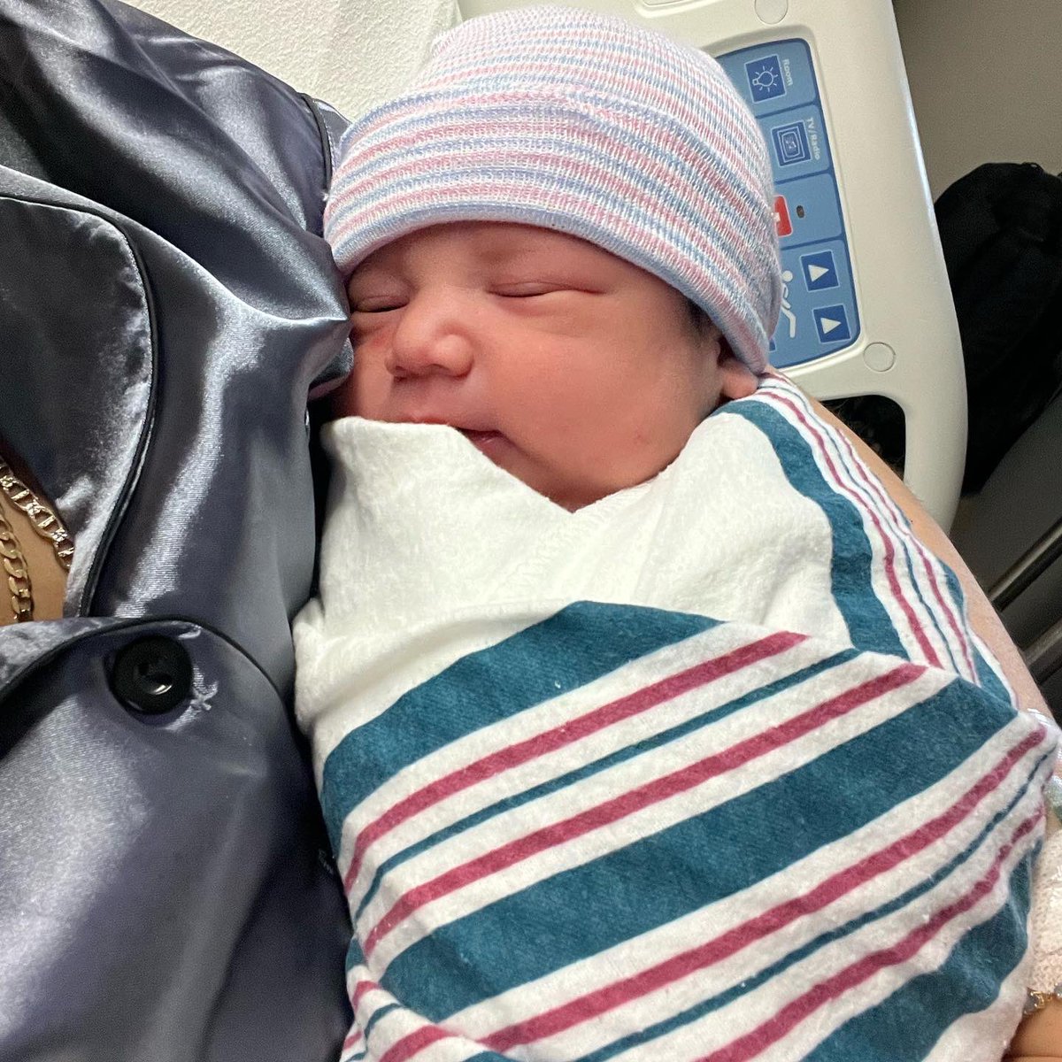 My handsome messiah , the world is yours &amp; we just live in it mommy &amp; daddy love you so much 🪬🤍👨‍👩‍👦