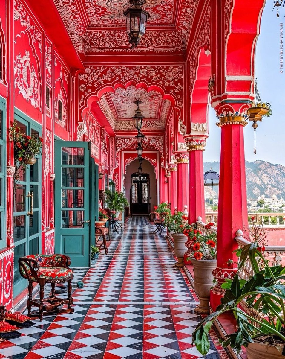 Beautiful walkway in Jaipur ✨✨