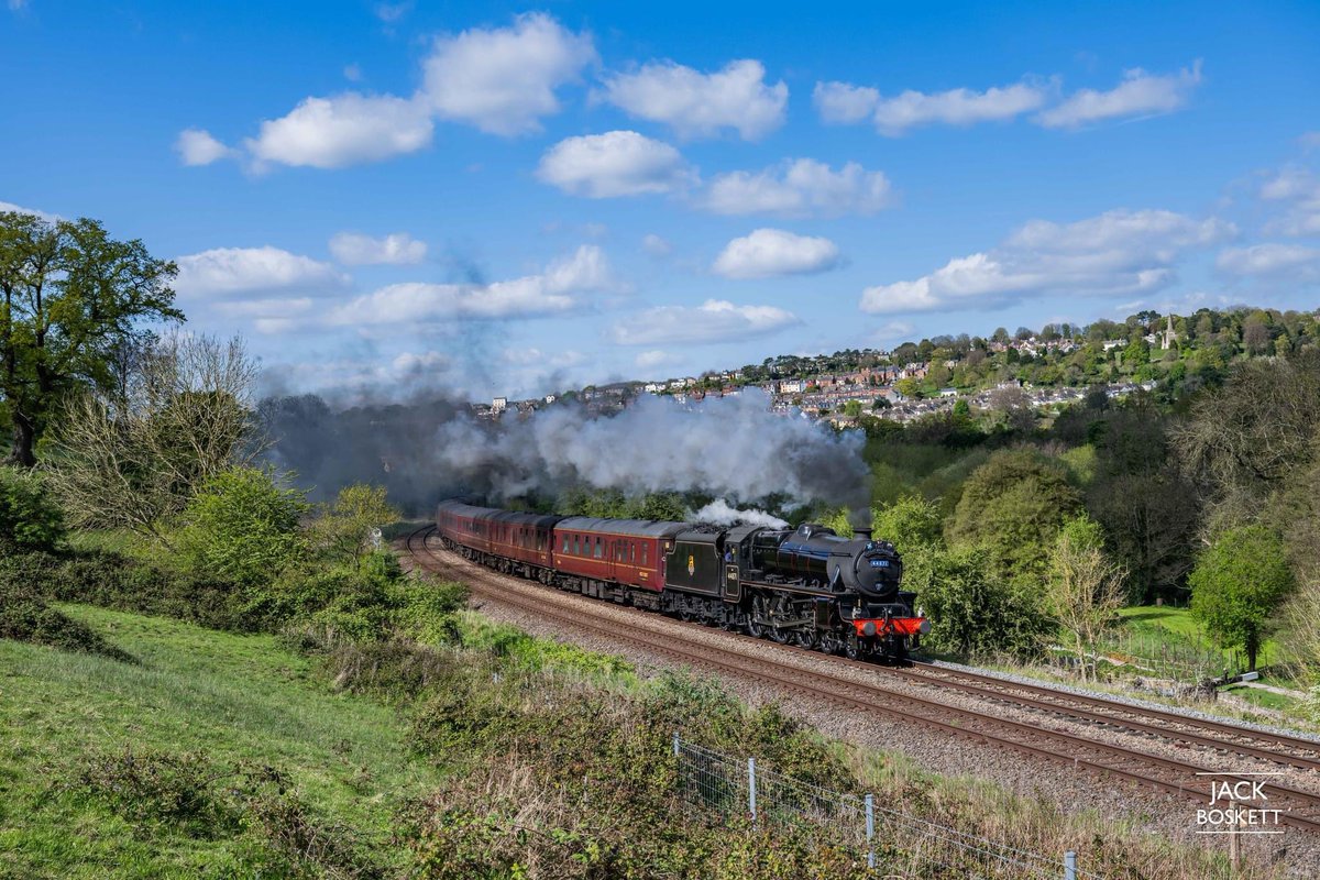 Black 5 No. 44871 powers up the Stroud Valley at Thrupp with The Great Britain Railtour this afternoon, working from Gloucester to London Paddington.