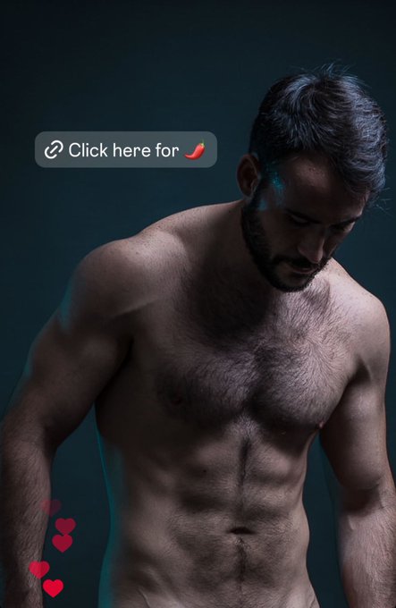 Repost if you&rsquo;re always hungry 🍆 🤤 https://t.co/rpdG11VSZE