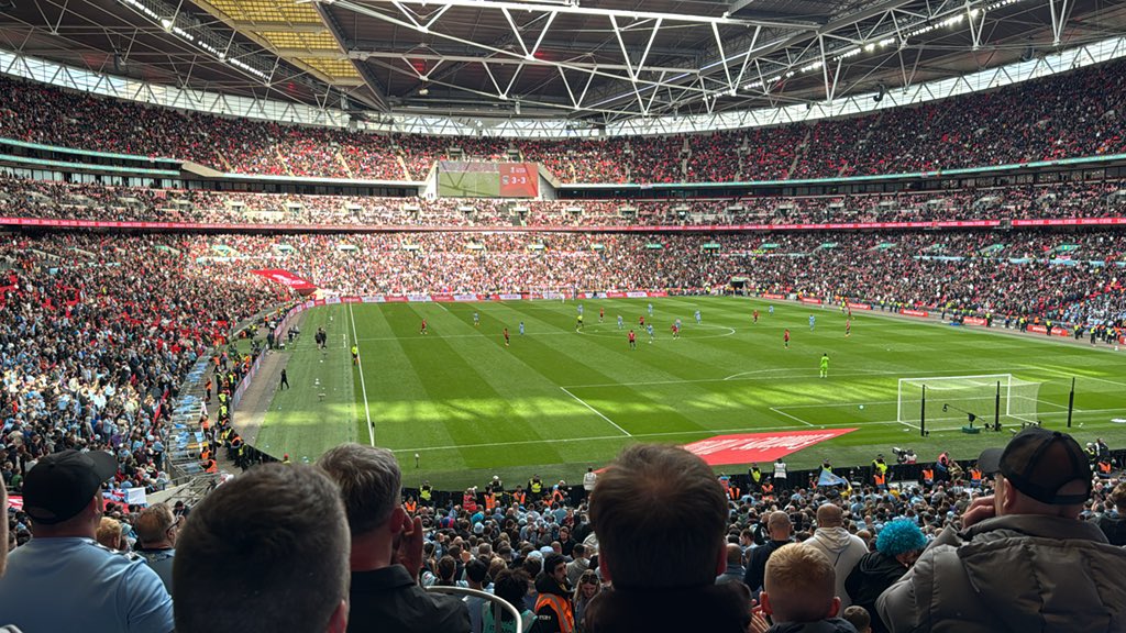 Cj_covblaze's tweet photo. Coventry is a city that rises from the ashes. The Blitz spirit lives on. We’ll fight till the game is won… #PUSB https://t.co/2oMuHFZ8ax
