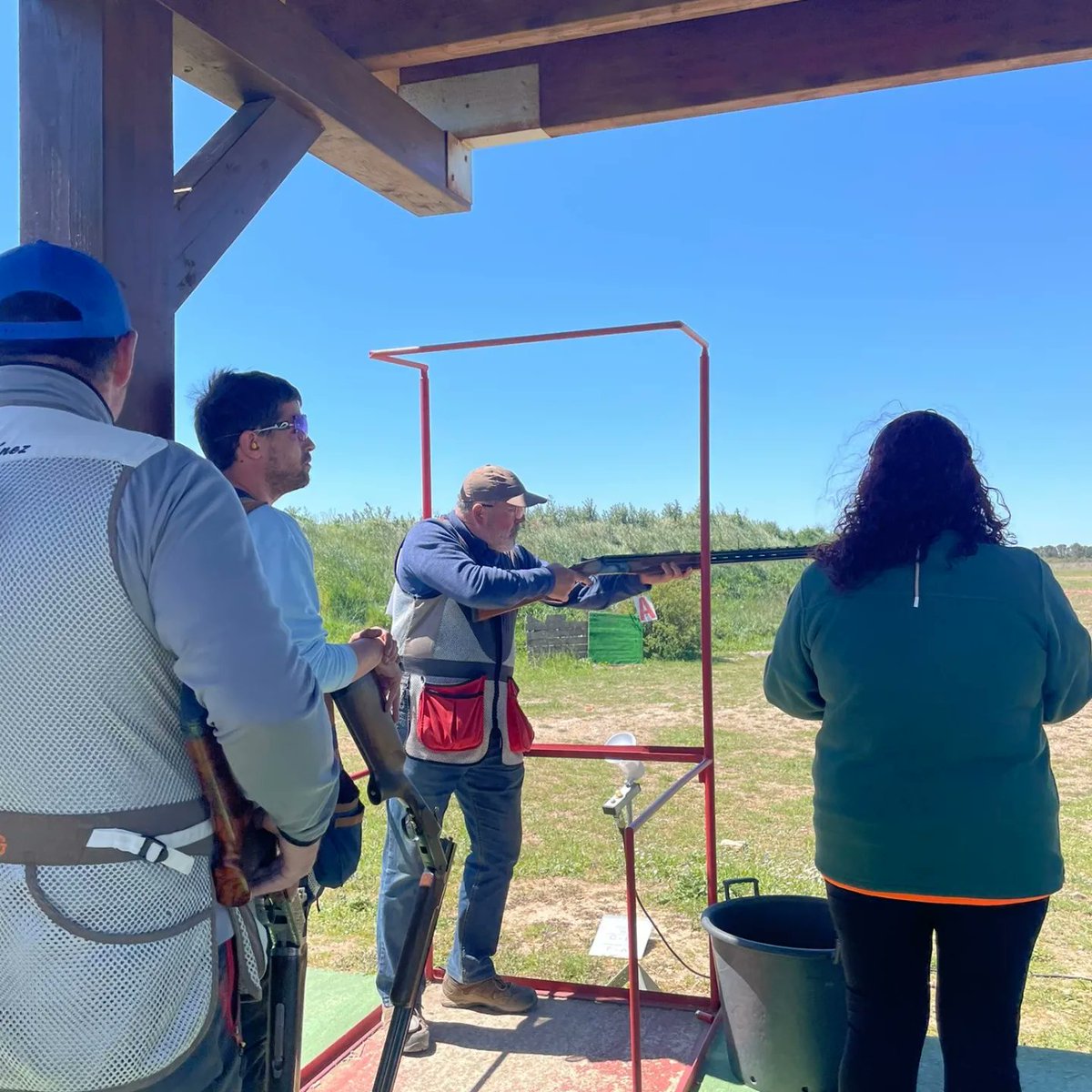 🆕 ¡Ya tenemos campeones de la XVI Copa de España de Compak Sporting qué acaba de finalizar en Cigüeñuela (Valladolid)!

🏆Absoluto: Ángel Ballester
👩🏽Mujeres: Beatriz Laparra
👦🏻Junior: Marc Gallego

😀 ¡Enhorabuena a todos! Ampliaremos información