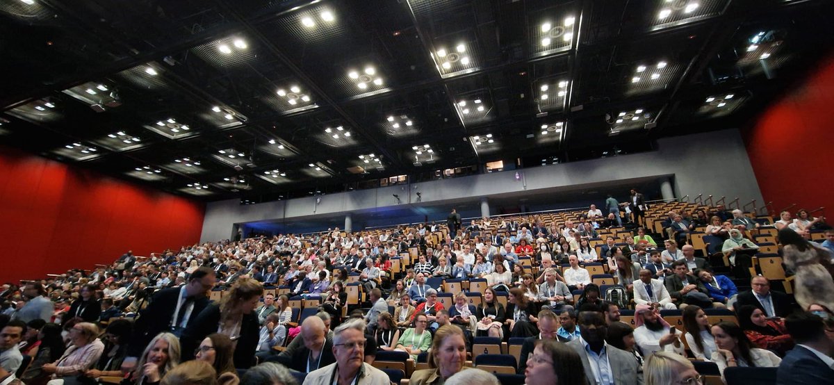 Avui a #WFHCongress2024 a #Madrid a la cerimònia inaugural del #WFHCongress2024 per estar al dia de les novetats del tractament i conèixer l'hemofília a altres països @HemostasiaStPau @Hemato_Vhebron @SJDbarcelona_ca @wfhemophilia @hemofilia_cat