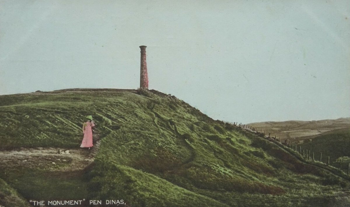 Alan_yn_Aber's tweet image. Old photograph - PEN DINAS
Wonder what the circular area is where the person is standing? 
#Ceredigion #Hillfort #Penparcau