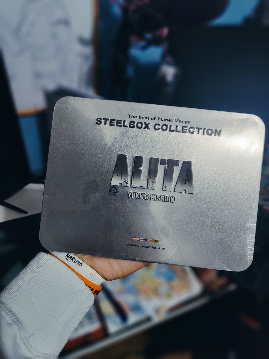 demi_tore's tweet image. 107/366
Prima Steelbox che prendo in assoluto 
#manga #collezionimanga #steelbox #mangagirl #unboxing