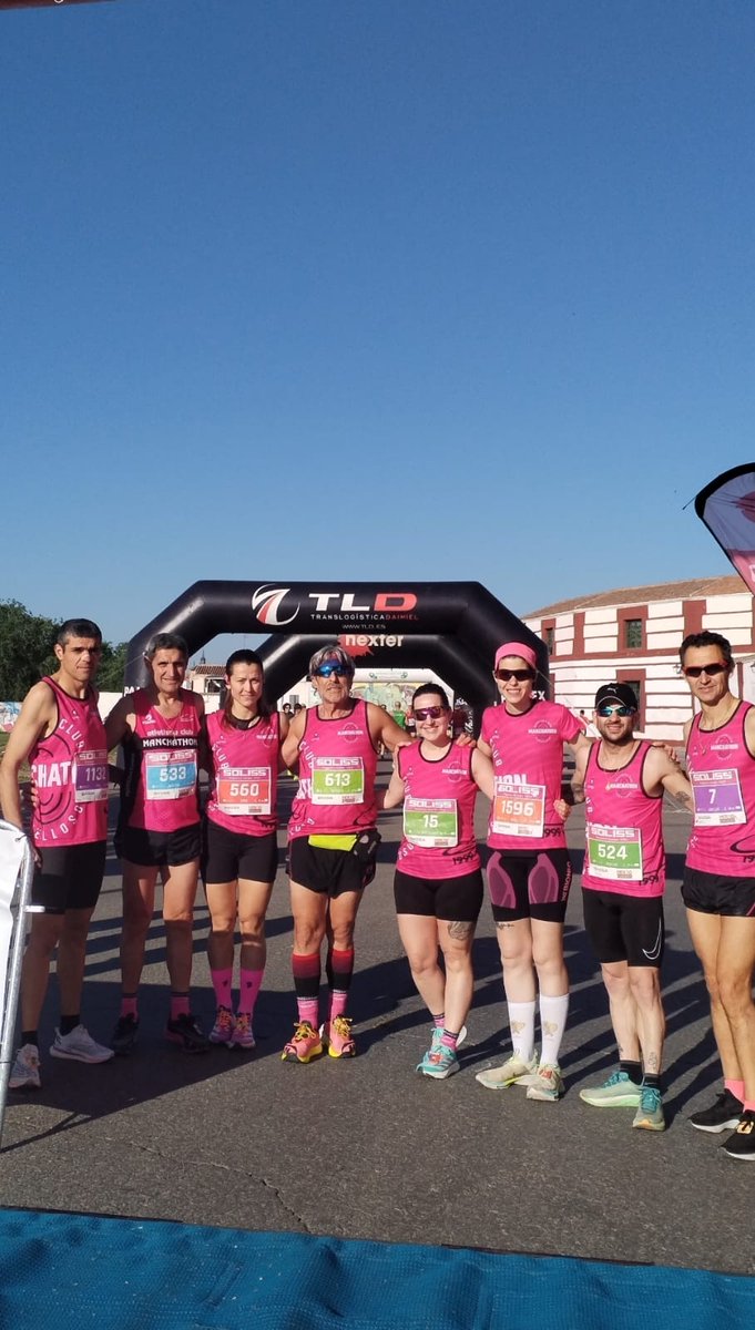 9_parra's tweet photo. Ayer 23km y hoy nos ha tocado participar en la media maratón de Almagro.

Nos quedan 3 semanas para los 101 km de Ronda....

¡¡Vamos a puto tope!!❤️🤟🏻😝 https://t.co/oL4j5HHOZu