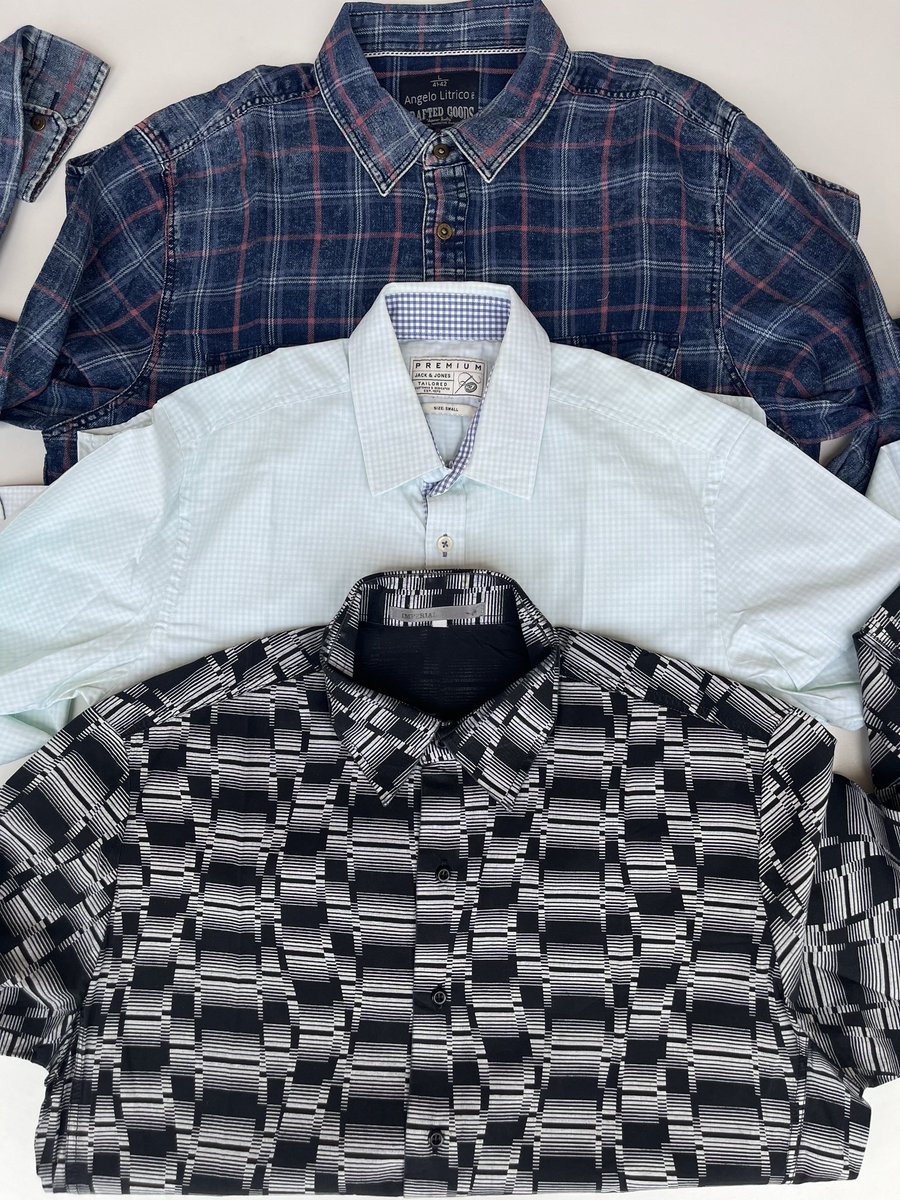 KLI_Clothes's tweet photo. Here and ready to offer you the best clothes on Ice(thrifts). Get the best without breaking the bank. 

Price: 5,000-6,000
Size: Small -3XL

📍Kaduna
 Nationwide delivery available🚚 https://t.co/bnyKBovgfG