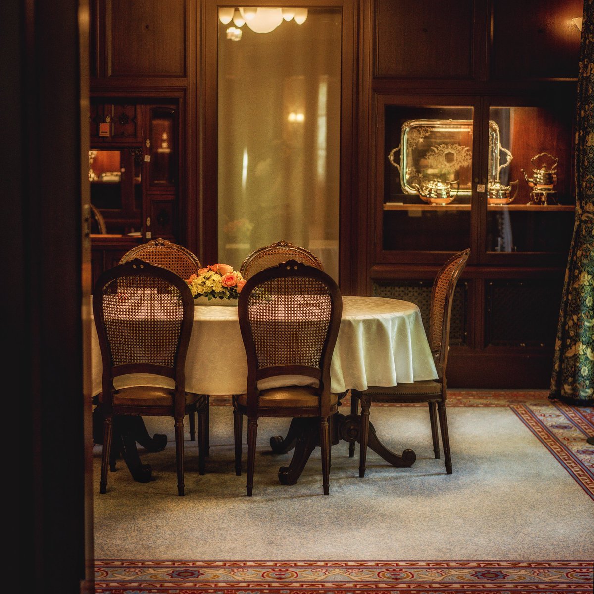 0101tyo's tweet photo. -
aristocratic dining room
-
#conceptmagazine 
#independentmag 
#thinkverylittle 
#lucecurated 
#spjstreets
#nowherediary 
#apricotmagazine 
#createexploretakeover
#東京カメラ部
#カメラ女子
#カメラ散歩 https://t.co/83hNczCmAC