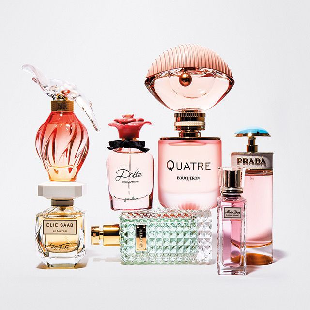 Parfume ahroma memikat dan memukau , ahroma wanginya buat yang dibelakang jatuh cintah

—a thread