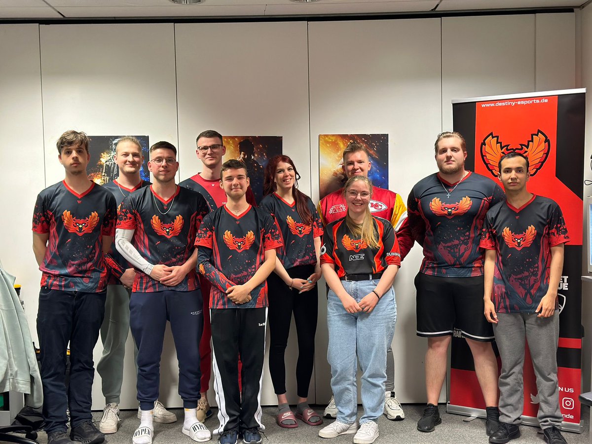 Schön, dass ihr wieder da wart ❤️🖤
<a href="/eSportsNDe/">Next Destiny eSports 🇩🇪</a>