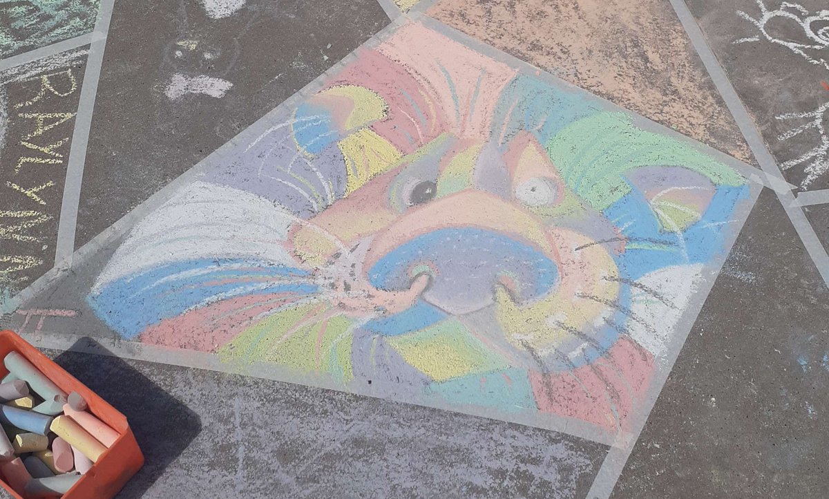 I drew a lion with chalk yesterday at work. Also I'm 22 now as of the 18th! Hahoo!