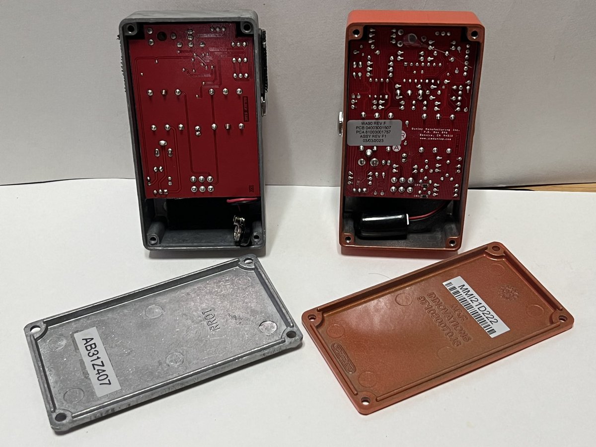 SDMF_Inc's tweet photo. 旧モデル
MXR
ZW90 Wylde Phase
と
今回の
MXR
Wylde Audio Series
WA90 Phase
を比較。
やはり
トーンの明るさから来るクリアさ
故の音の抜け感は気持ち良い✨
音量が少し上がるのと、
揺れの速さはほぼ同じ。
@JimDunlopJP @moridaira_mi
#ZakkWylde #ザックワイルド
#MXR #WA90 #Phase https://t.co/I4alheyWA7
