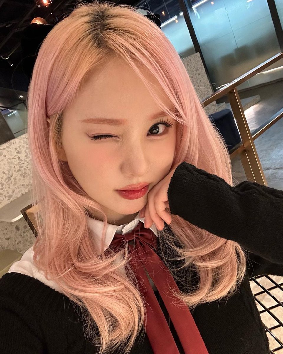 wink, gk tau mau ngapain