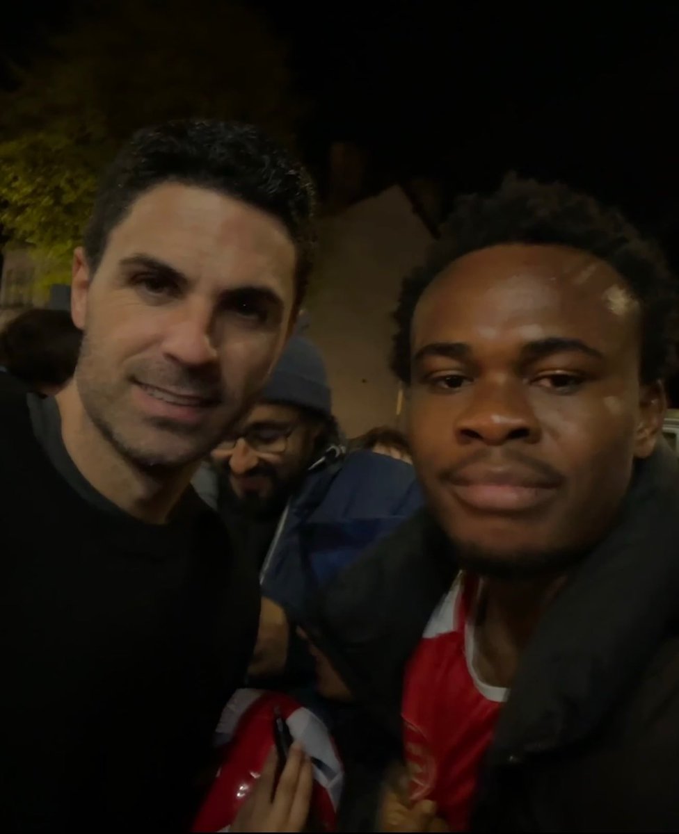 _geeteeb's tweet photo. My boss Arteta and I ❤️ https://t.co/NHbcbjIQnO
