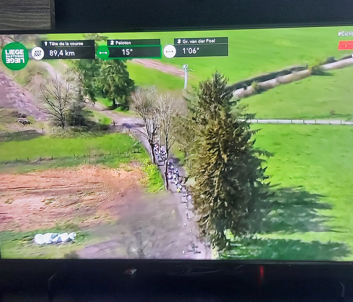 profmaiajr's tweet photo. #CiclismoNaESPN #LiegeBastogneLiege

Curtindo mais essa clássica neste domingo aqui no sertão! #MoradaNovaTeam #PedaisDeSabado https://t.co/TzGPMczumw