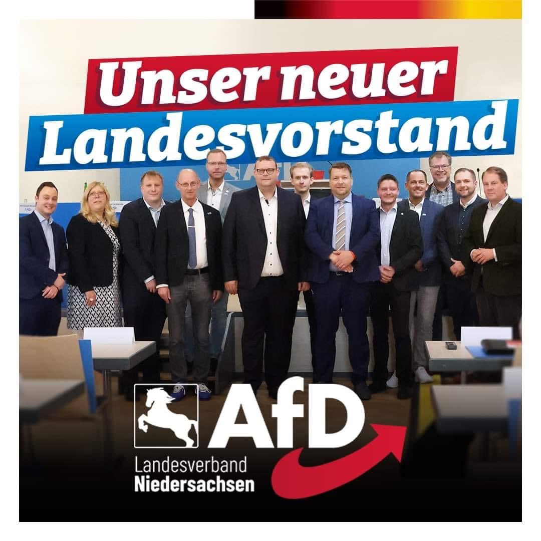 Herzlichen Glückwunsch an unseren neuen Landesvorstand und viel Erfolg!
💙🇩🇪💙
#AfD #LPT2024 #Niedersachsen