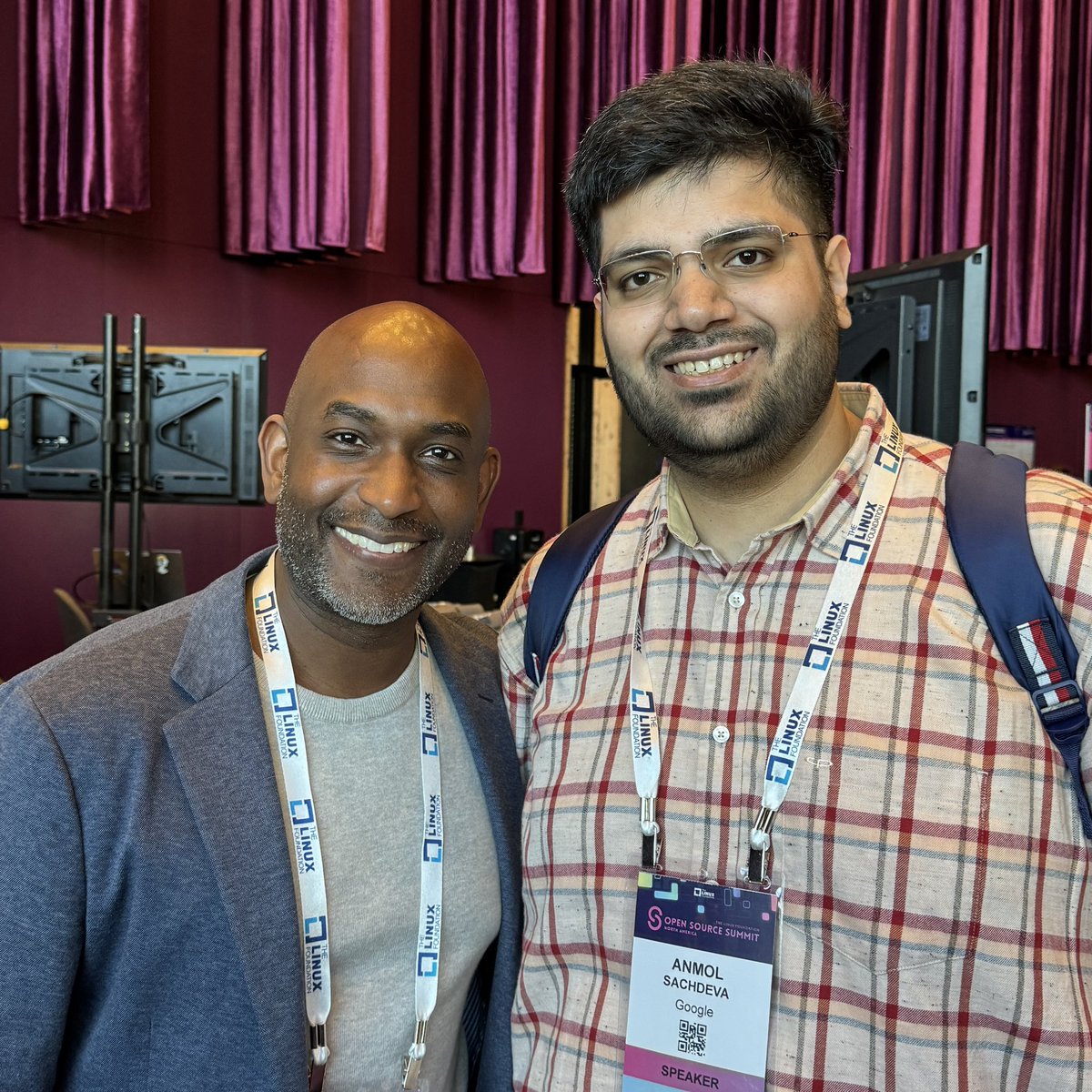 Anmol Krishan Sachdeva 🎤🗣 | #KubeCon #EuroPython tweet media