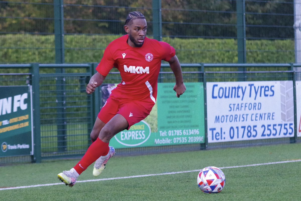 23/24 Season wrapped up ✅⚽️

🏟️ 25 appearances
⚽️ 23 goals
🅰️ 7 assists

2 months out killed me 🤕
Looking forward to what next season has to offer 🙌🏾