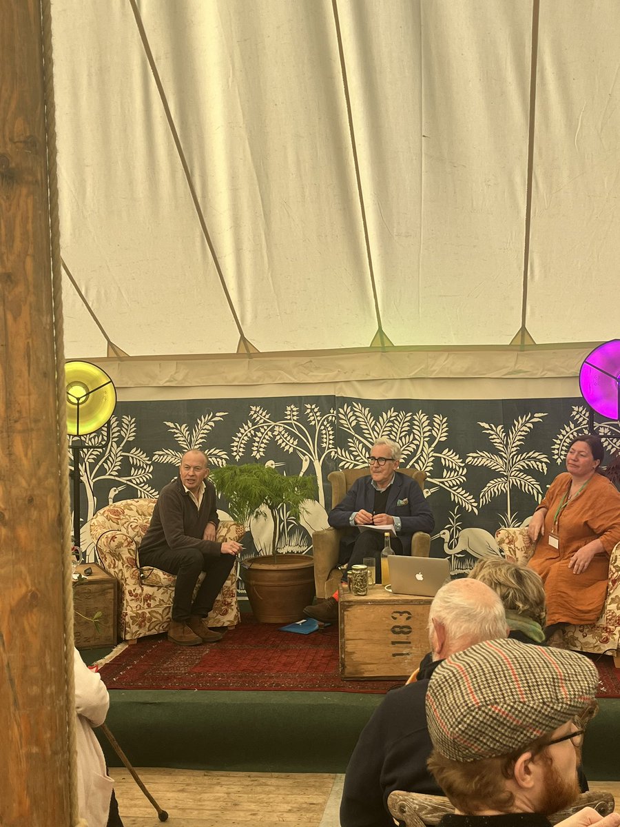 Emma Thompson tweet media