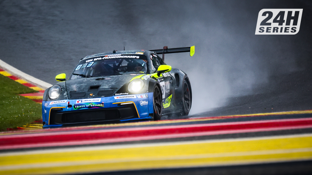 24HSERIES's tweet photo. #24HSERIES | One team we haven't mentioned much this weekend is #HRTPerformance (967). The 992 class winner last year is currently in a race-long battle with @SorgRennsport (927) for 5th overall in 992, and 2nd in 992-Am. Between pit stops, there's barely 60s in it!

#12HSPA https://t.co/nkwvePAJtk