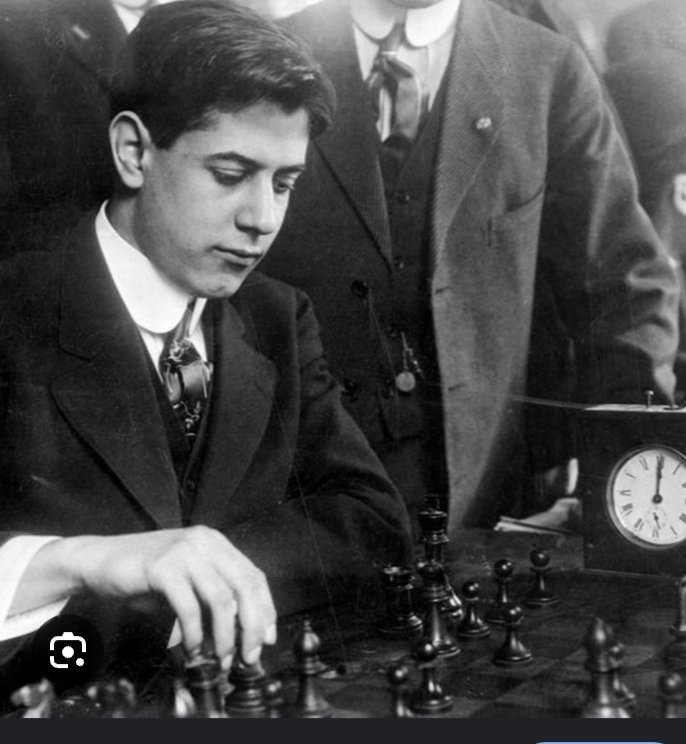 Este día, de 1921, Capablanca se convierte en campeón mundial de ajedrez, al derrotar a Emanuel Lasker, el genio alemán. Retuvo el título hasta 1927. #Cuba