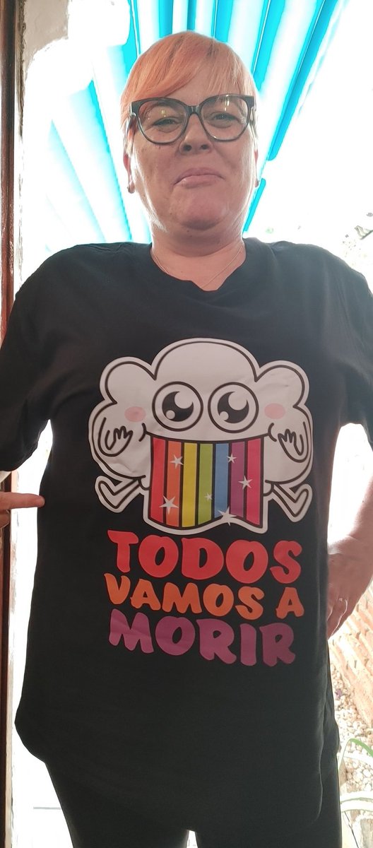 AnaRosaventera's tweet photo. @Cacharrero_M 
@PERRETE_M 
@grafico_rebelde 
Gente bonita por España https://t.co/hCjI1arK0T