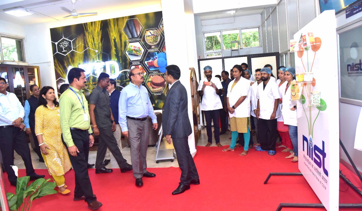 csir_niist's tweet photo. 1/3 A new food processing incubation centre has been inaugurated in Agroprocessing Technology Division to promote the translational research activities of the institute. @CSIR_IND @DrNKalaiselvi #foodprocessing #incubation https://t.co/ljagSUJjEB