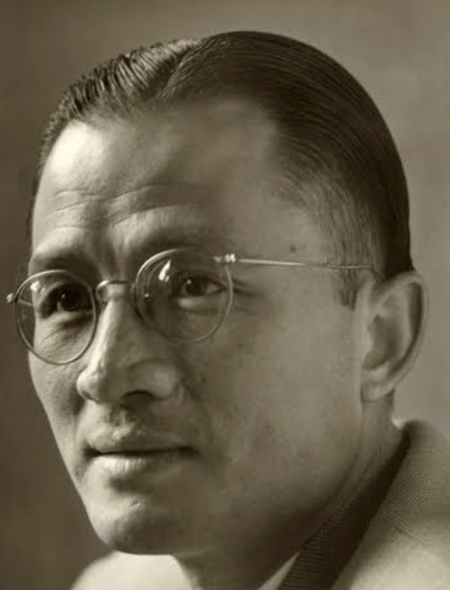 Born today 1913 Choh Hao Li Chinese-born U.S biochemist who discovered in 1966 that human pituitary growth hormone (somatotropin) consists of a chain of 256 amino acids. In 1970, he succeeded in synthesising this hormone, the largest protein molecule synthesised up to that time.