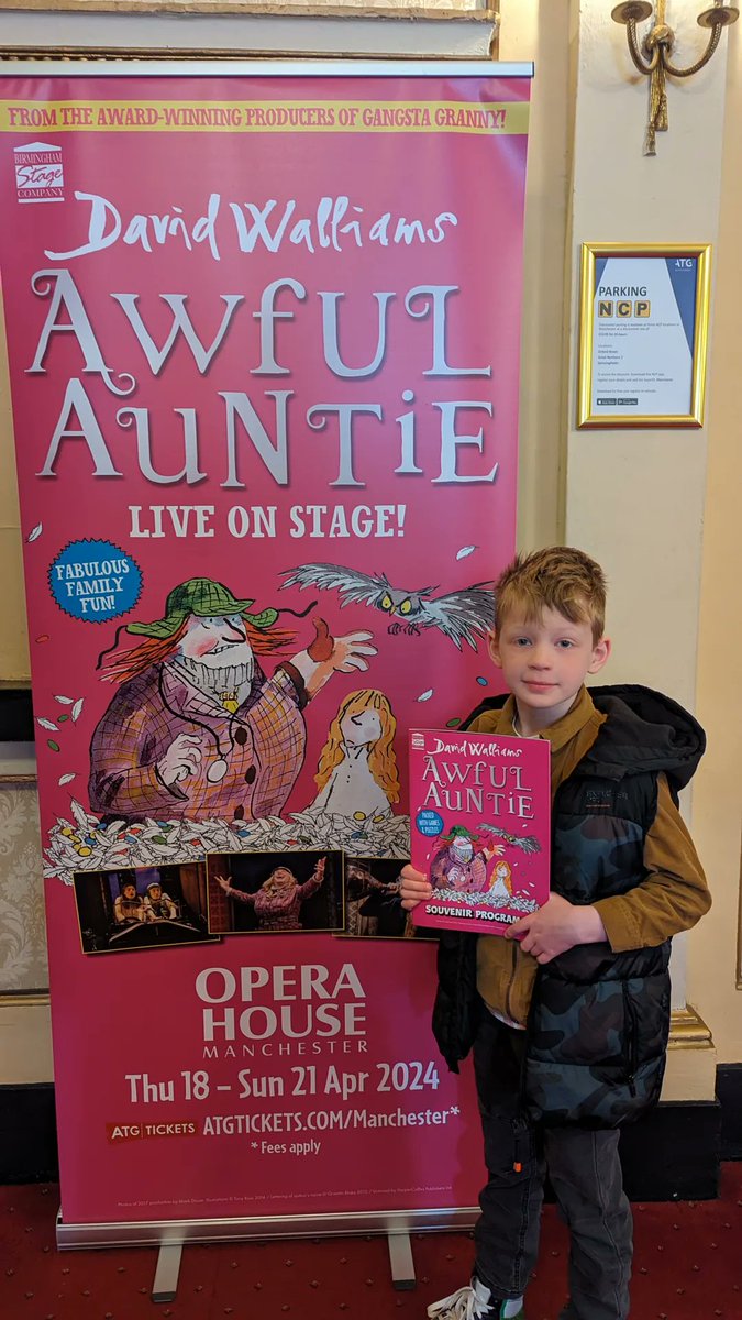 @BSCWalliams loved seeing Awful Auntie at Manchester Opera House