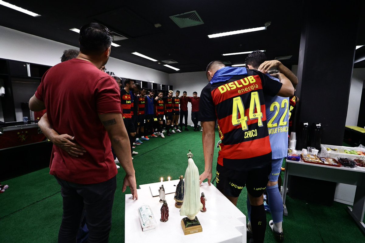 sportrecife's tweet photo. Somos um só! 🔗❤️‍🔥 https://t.co/HZkCtBAFGQ