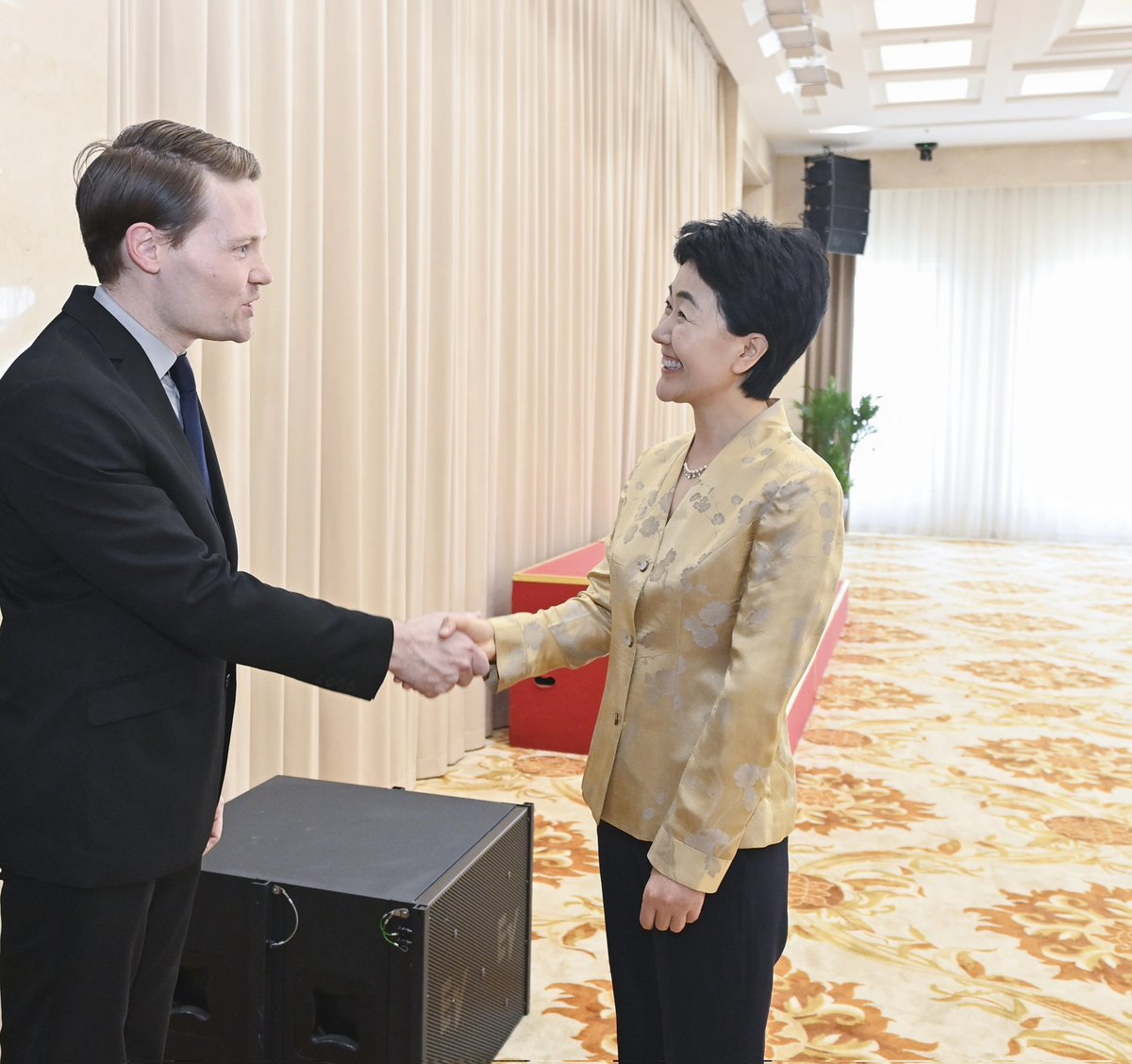 WillJDry's tweet photo. Proud to represent @CPBritain at the 2024 seminar on media and public affairs hosted in Beijing by the International Department of the CPC, discussing China's modernisation and the role of media in challenging misinformation and promoting  international peace and solidarity 🚩 https://t.co/4nNWnHBTPy