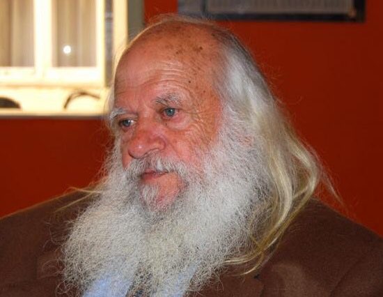 GianniStornello's tweet photo. Quella barba e la grande emozione che sollevava sono destinate a diventare eterne. Ma il rasoio lo teniamo pronto. Lo dobbiamo al rispetto di una difficile e scomoda verità che prima o poi, vogliamo tenacemente sperare, sarà fatta. Buon viaggio #VincenzoAgostino #NinoAgostino https://t.co/Al0l4F1gkY