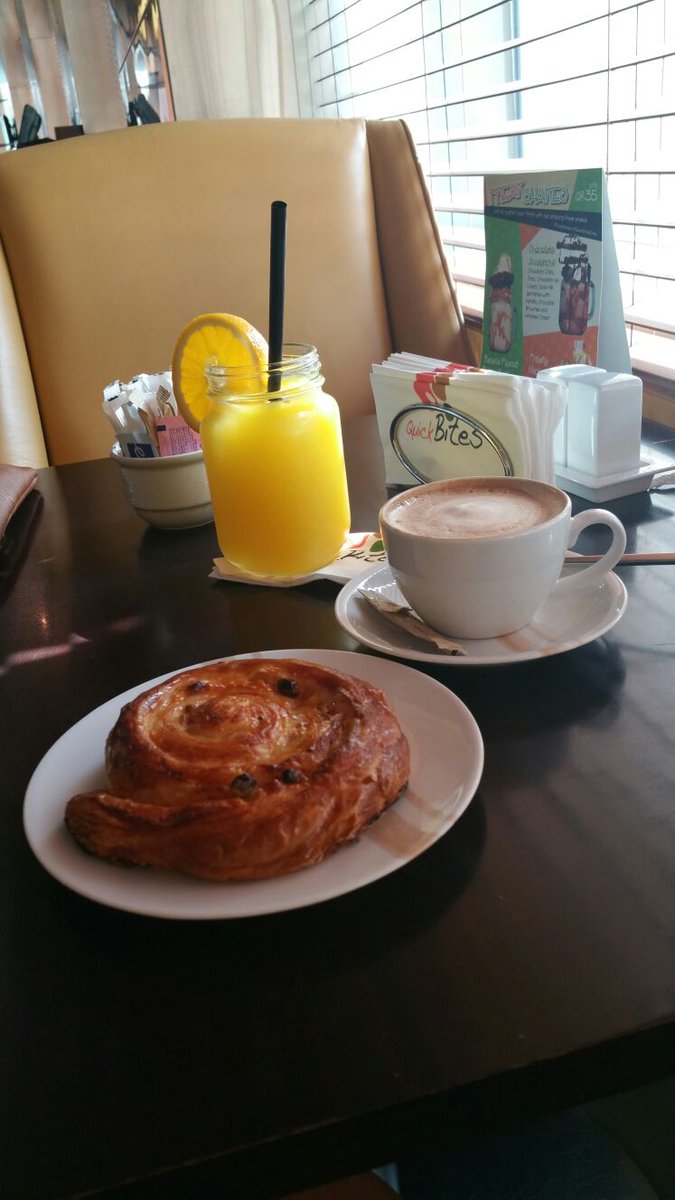 bluebird00010's tweet photo. Buongiorno 😇 from Quick Bites a great place for a breakfast in #Doha #Qatar
It has a home-made ice cream, a delicious Turkish coffee, Arabic breads, pizzas, pastries with za’atar, a selection of newspapers, lots of natural light
#ilovedoha #dohacity #visitdoha #visitqatar https://t.co/dlpJ4QXjKG