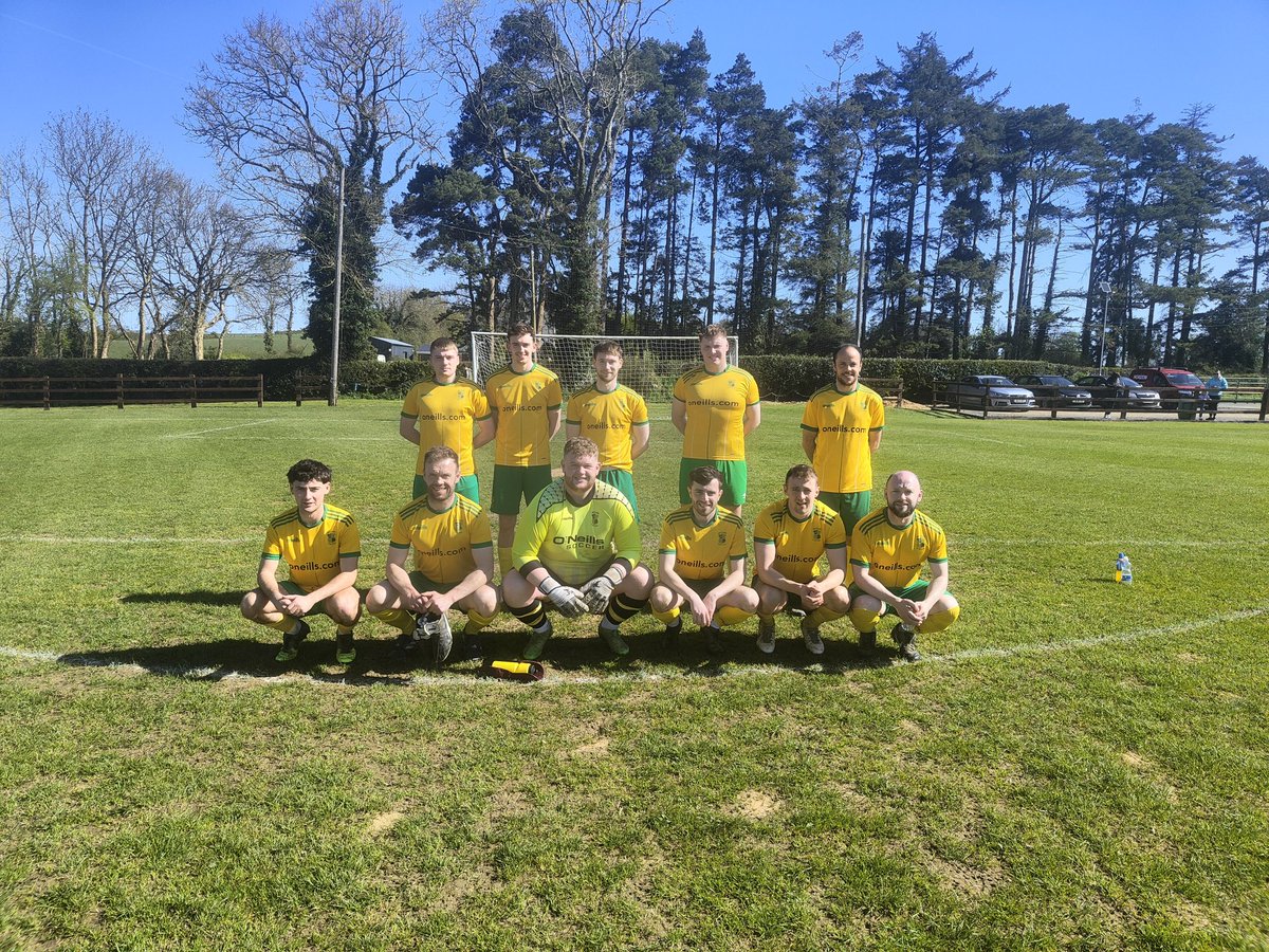 crettyardafc's tweet photo. Keating Memorial Cup 

Crettyard Utd 1
St Pat's 0

Into the next round after a win in glorious sunshine 

Goal 

Ryan ⚽ 

#crettyard #cretty #hontheyard https://t.co/VzVaXMzj4T