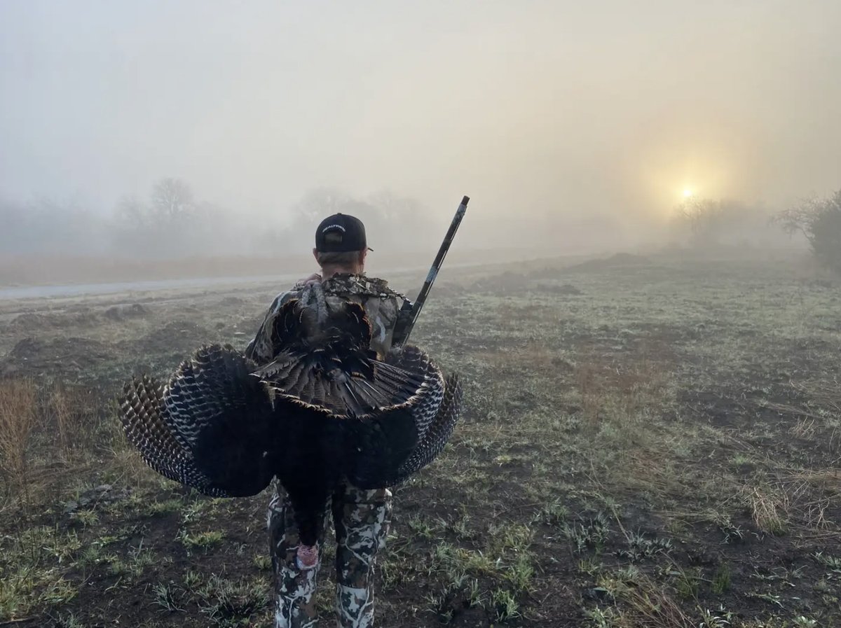 Don't ever let a foggy, drizzly rain morning keep you at the house. They can be some of the most successful mornings in the turkey woods!🦃
-
-
#hunting #turkeyhunting #huntingseason #huntingtips #huntersofinstagram #turkeywoods #morningmotivation