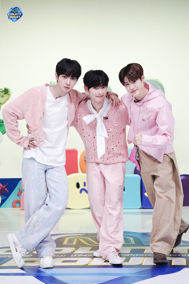 singhanbin's tweet image. It's hard to believe that 100 days have already passed with Shinemeongdocat. It feels like I've just started and met these two adorable kids. Hopefully, we'll meet again on day 1000, and beyond.