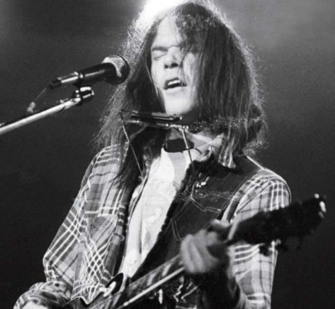 Vintage Rock N’ Roll 🎸 tweet media